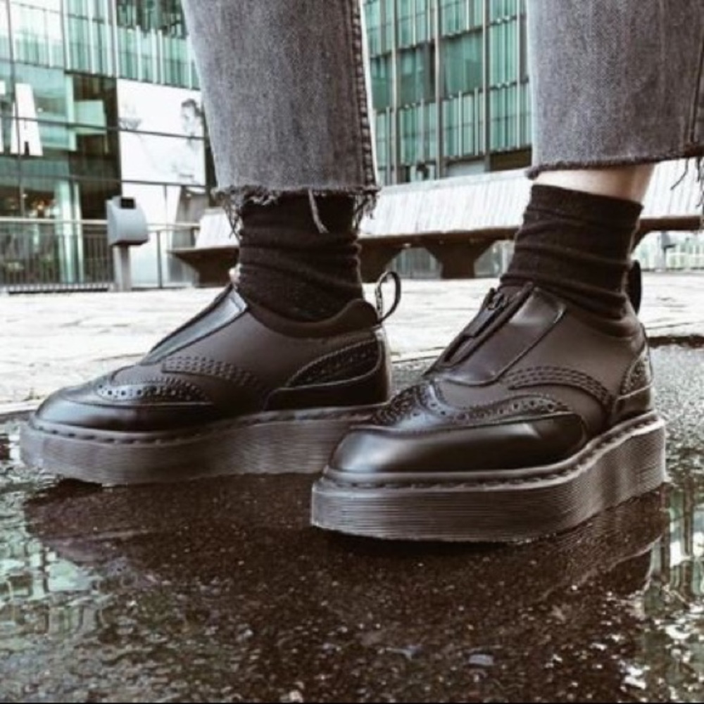 🖤New Dr Martens Resnik🖤